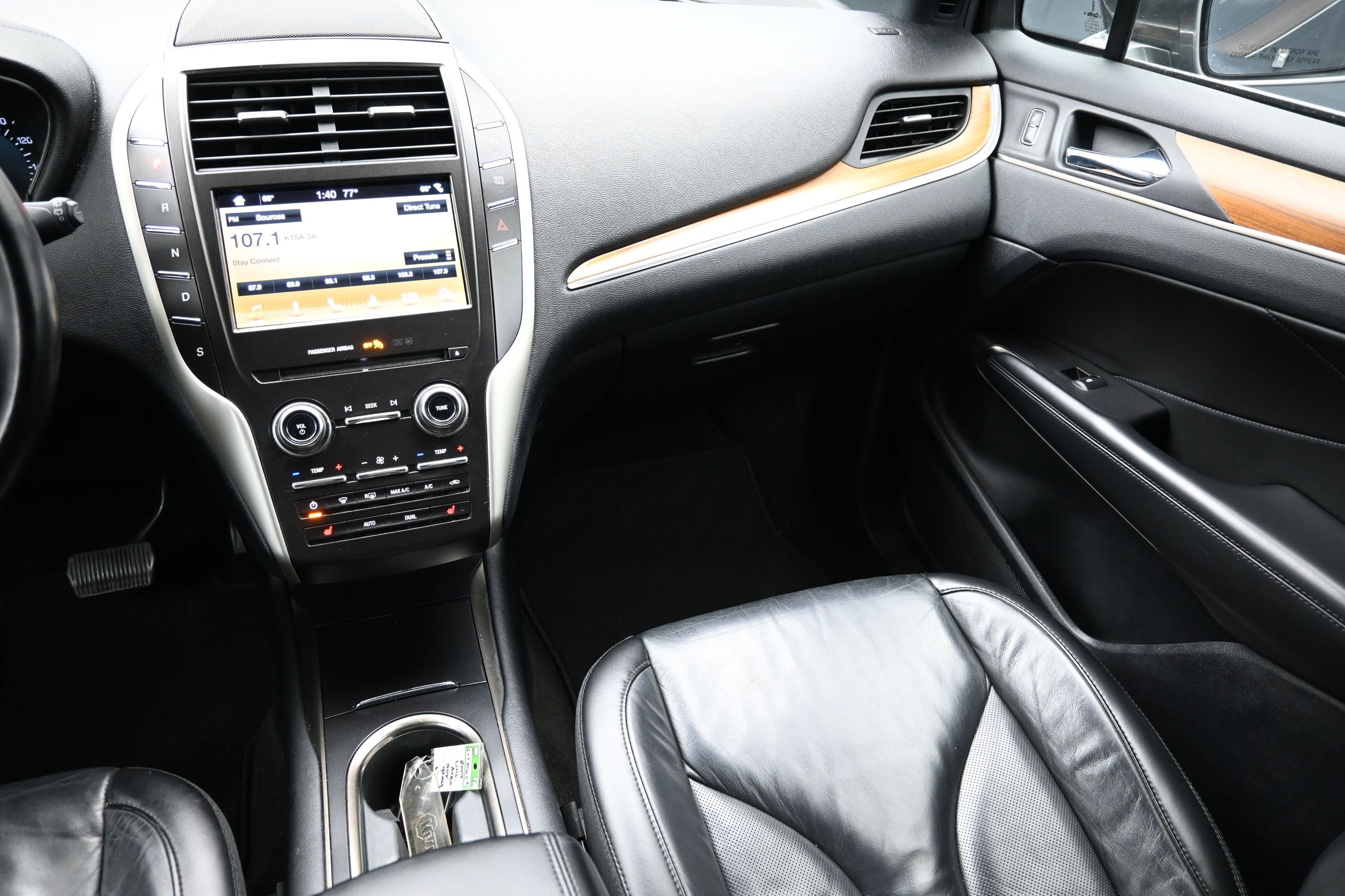 Used 2019 Lincoln MKC Select w/ Select Plus Package FWD image 37