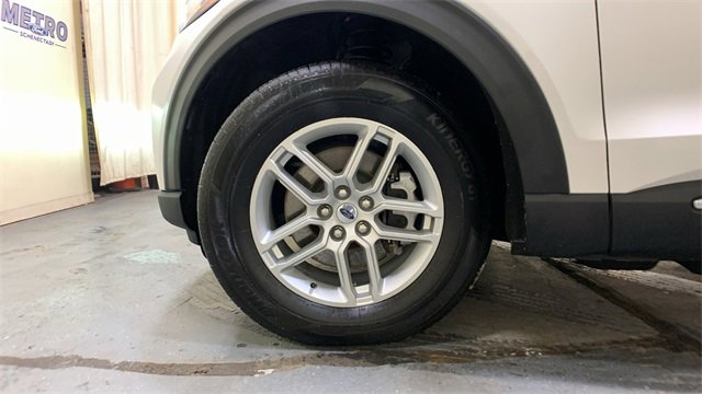 Certified 2025 Ford Explorer Active image 47