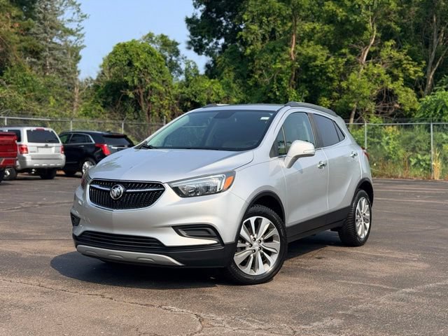 Used 2019 Buick Encore Preferred AWD/4WD image 2