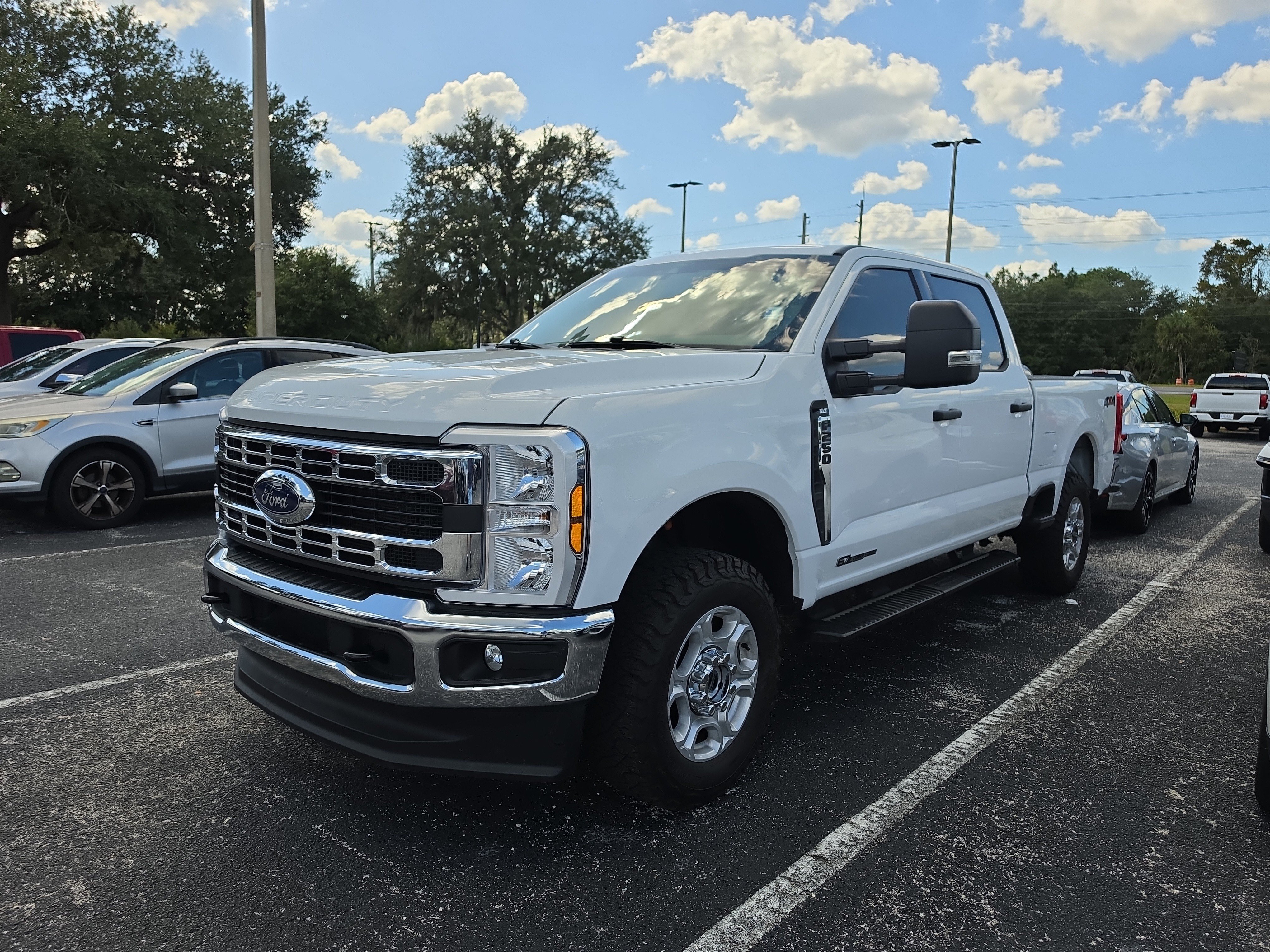 Used 2025 Ford F250 XLT AWD/4WD image 7