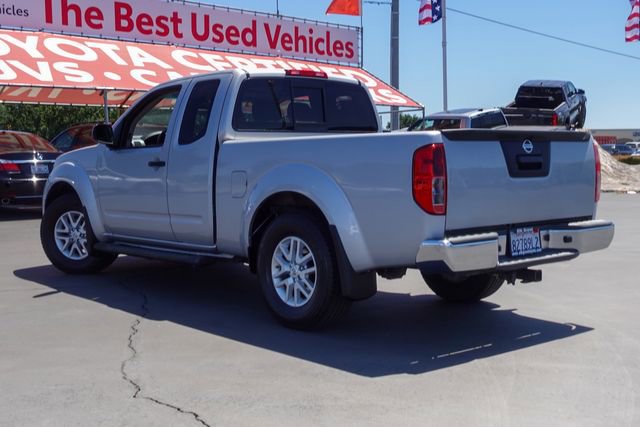 Used 2018 Nissan Frontier SV RWD image 9