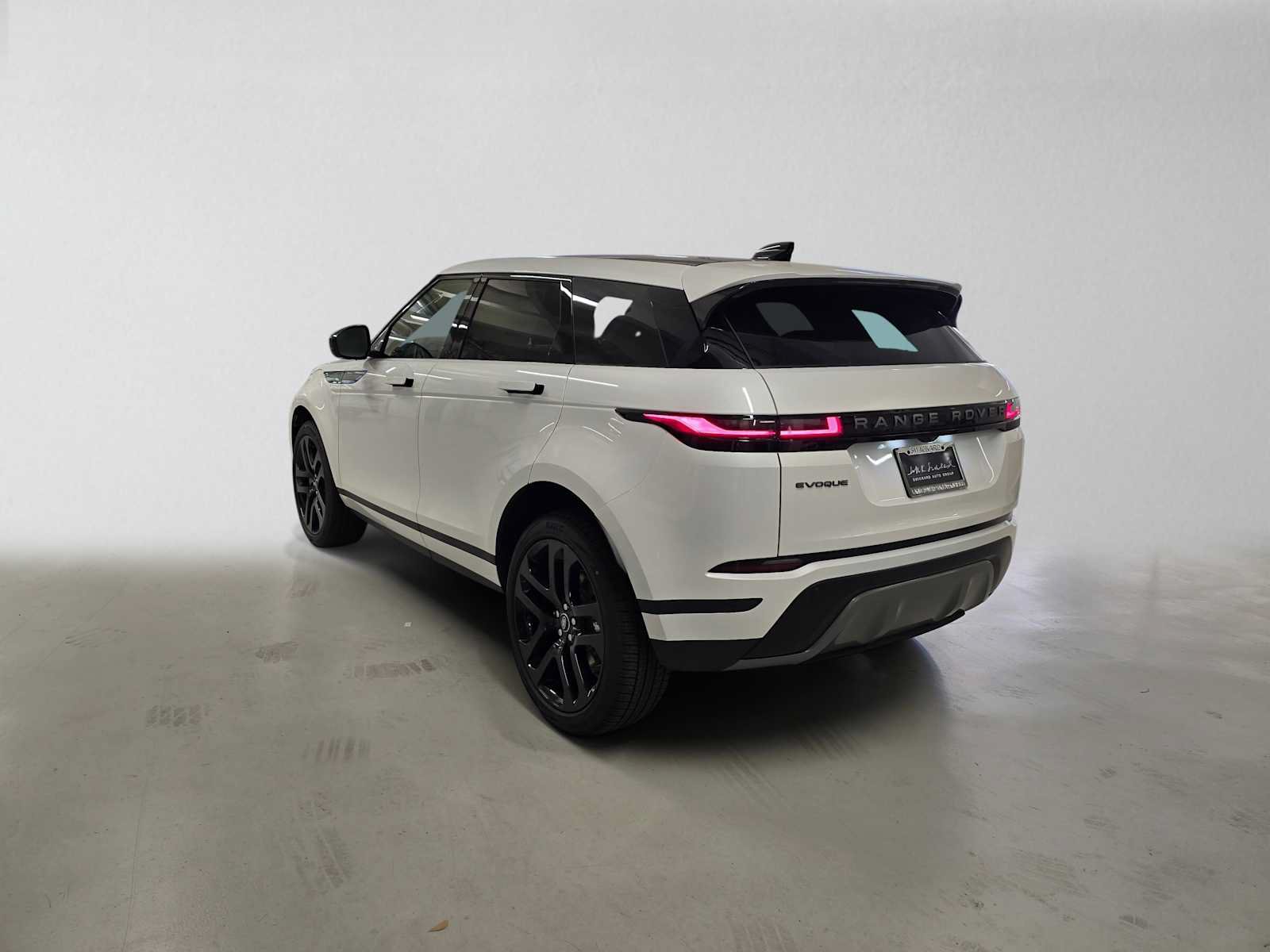 New 2026 Land Rover Range Rover Evoque S AWD/4WD image 3