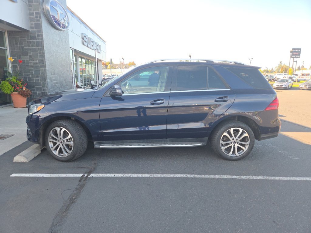 Used 2019 Mercedes-Benz GLE 400 4MATIC image 4