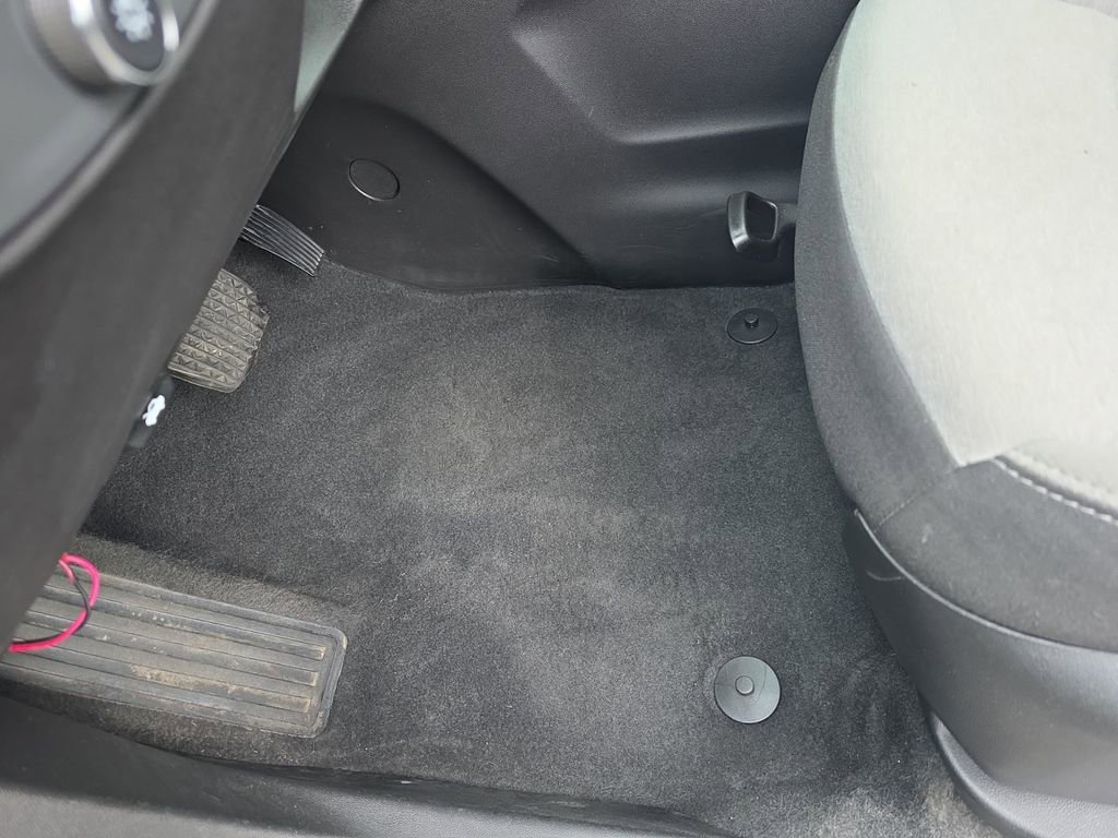 Used 2023 Chevrolet Equinox LS AWD/4WD image 16