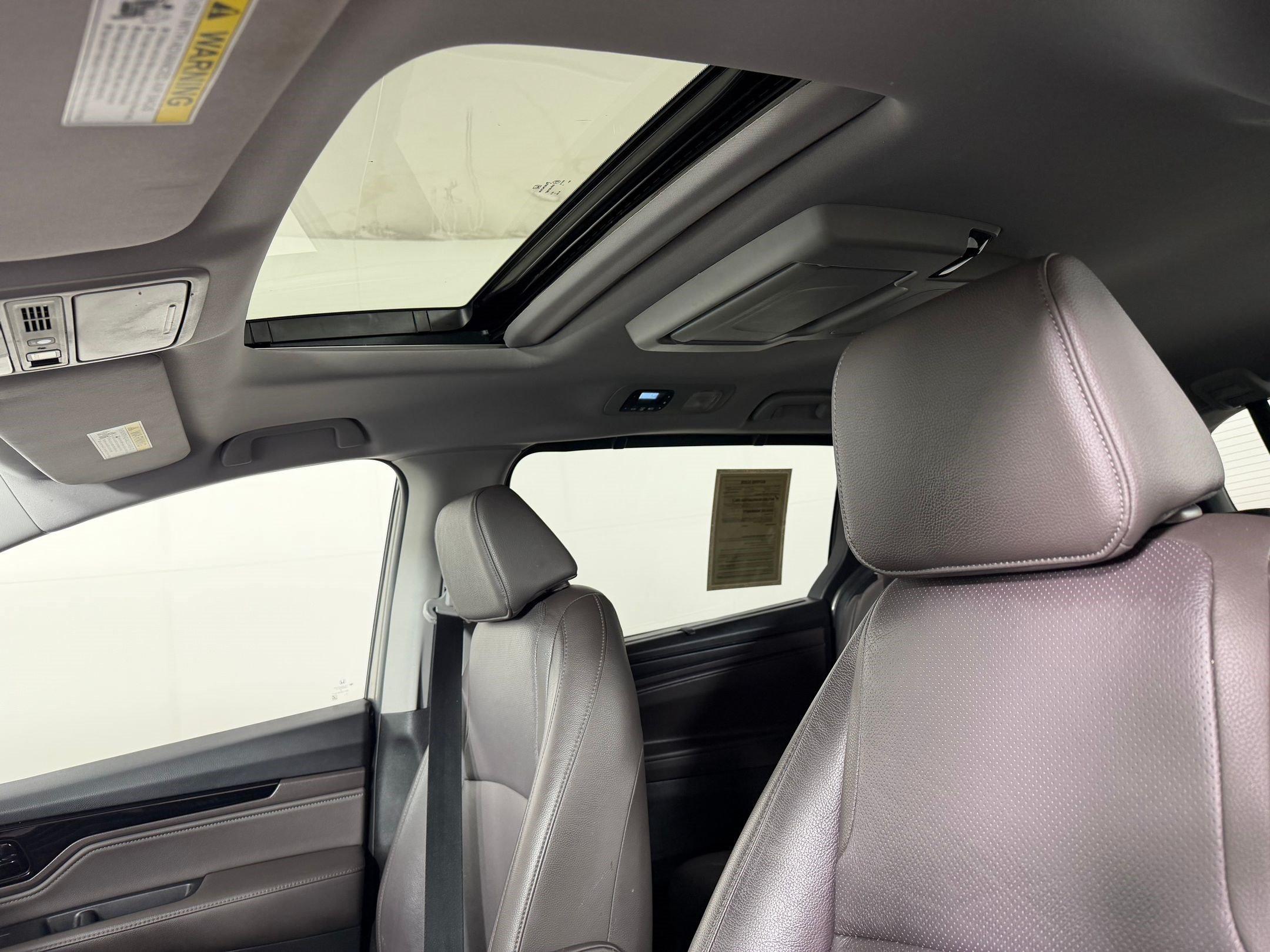 Used 2019 Honda Odyssey Elite image 24