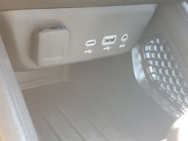 Certified 2023 Chevrolet TrailBlazer LS FWD image 26