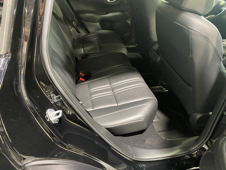 Used 2026 Honda HR-V EX-L image 15