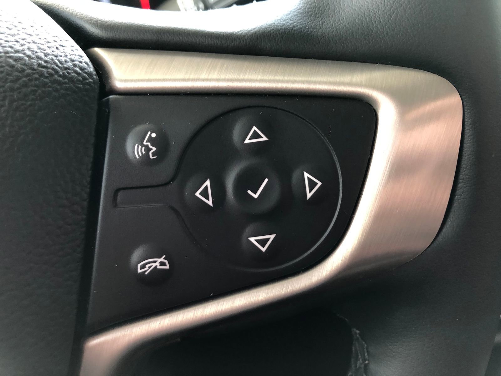 Used 2024 GMC Terrain Denali w/ Denali Premium Package image 36