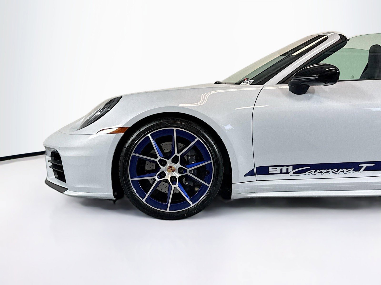 Used 2026 Porsche 911 Carrera RWD image 28