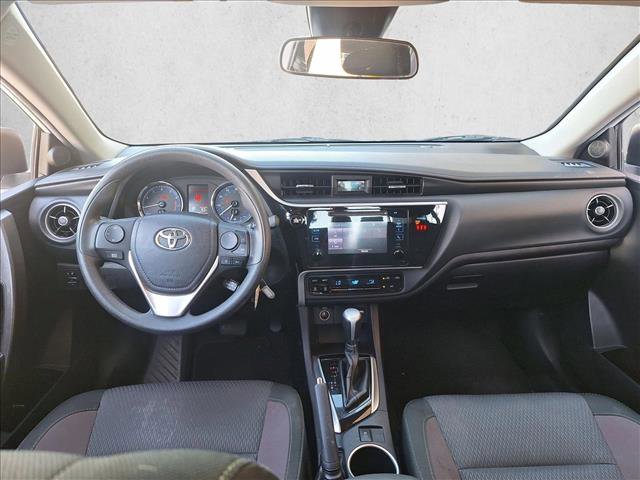 Used 2018 Toyota Corolla LE image 16