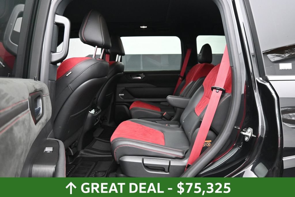Used 2026 Nissan Armada NISMO AWD/4WD image 19