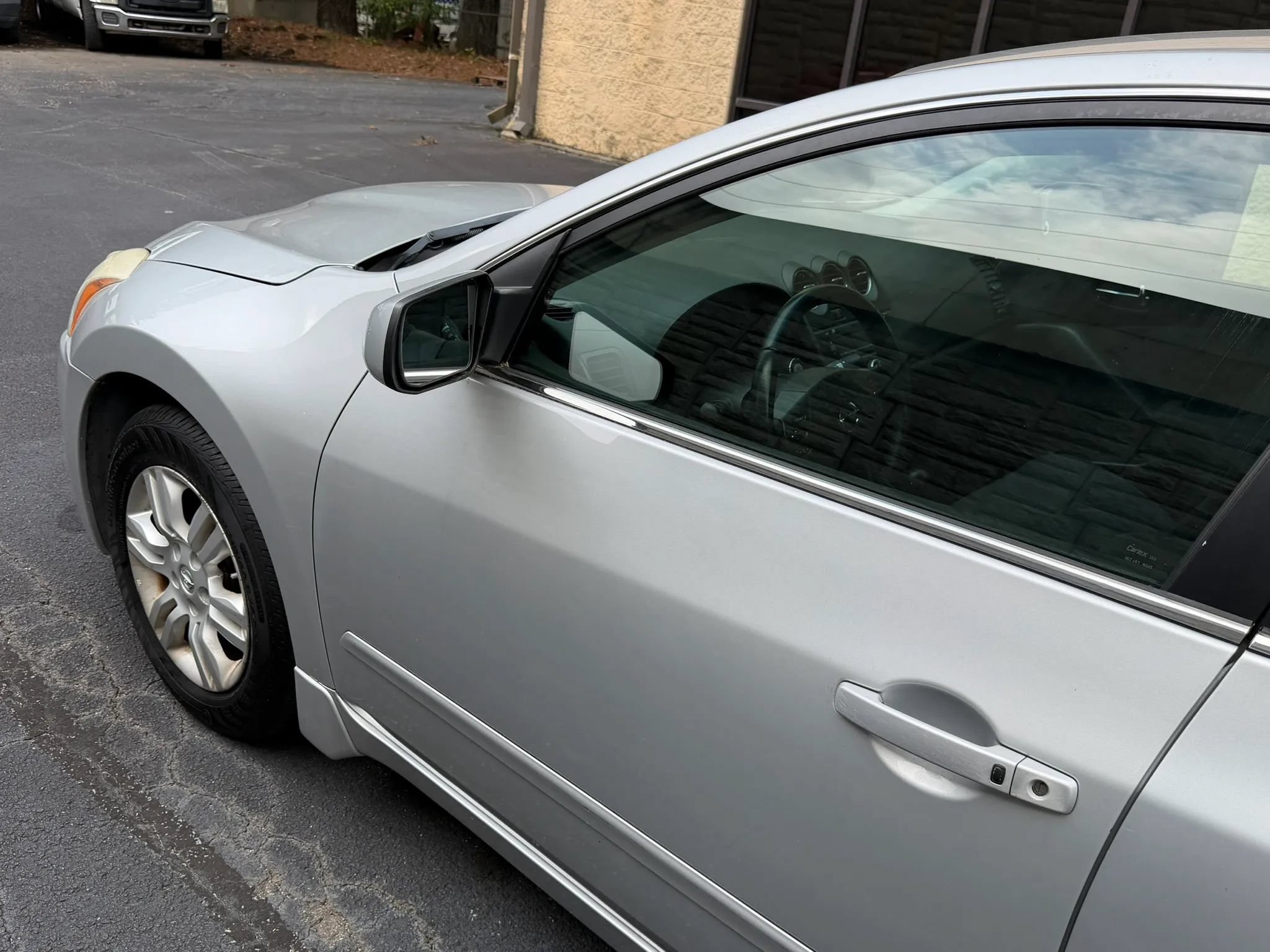 Used 2011 Nissan Altima 2.5 S w/ Special Edition Pkg FWD image 35