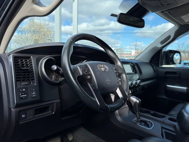 Used 2018 Toyota Sequoia TRD Sport image 11