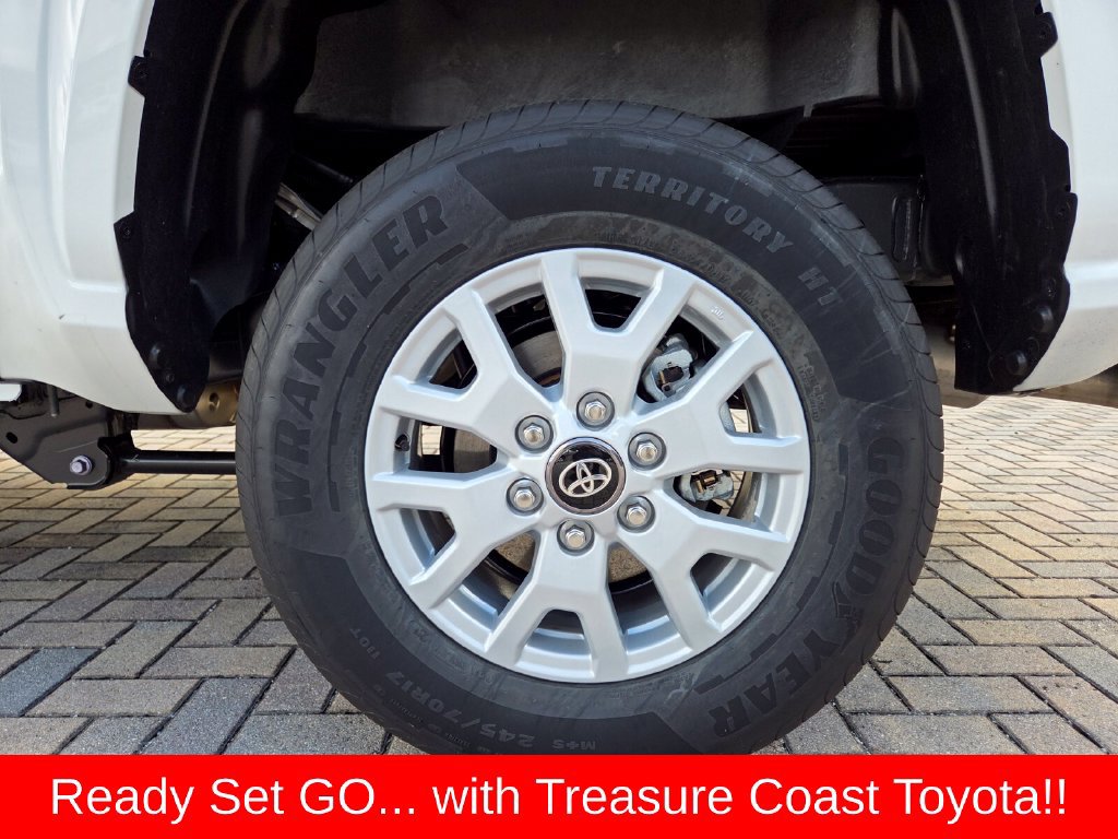 Used 2026 Toyota Tacoma SR5 AWD/4WD image 20