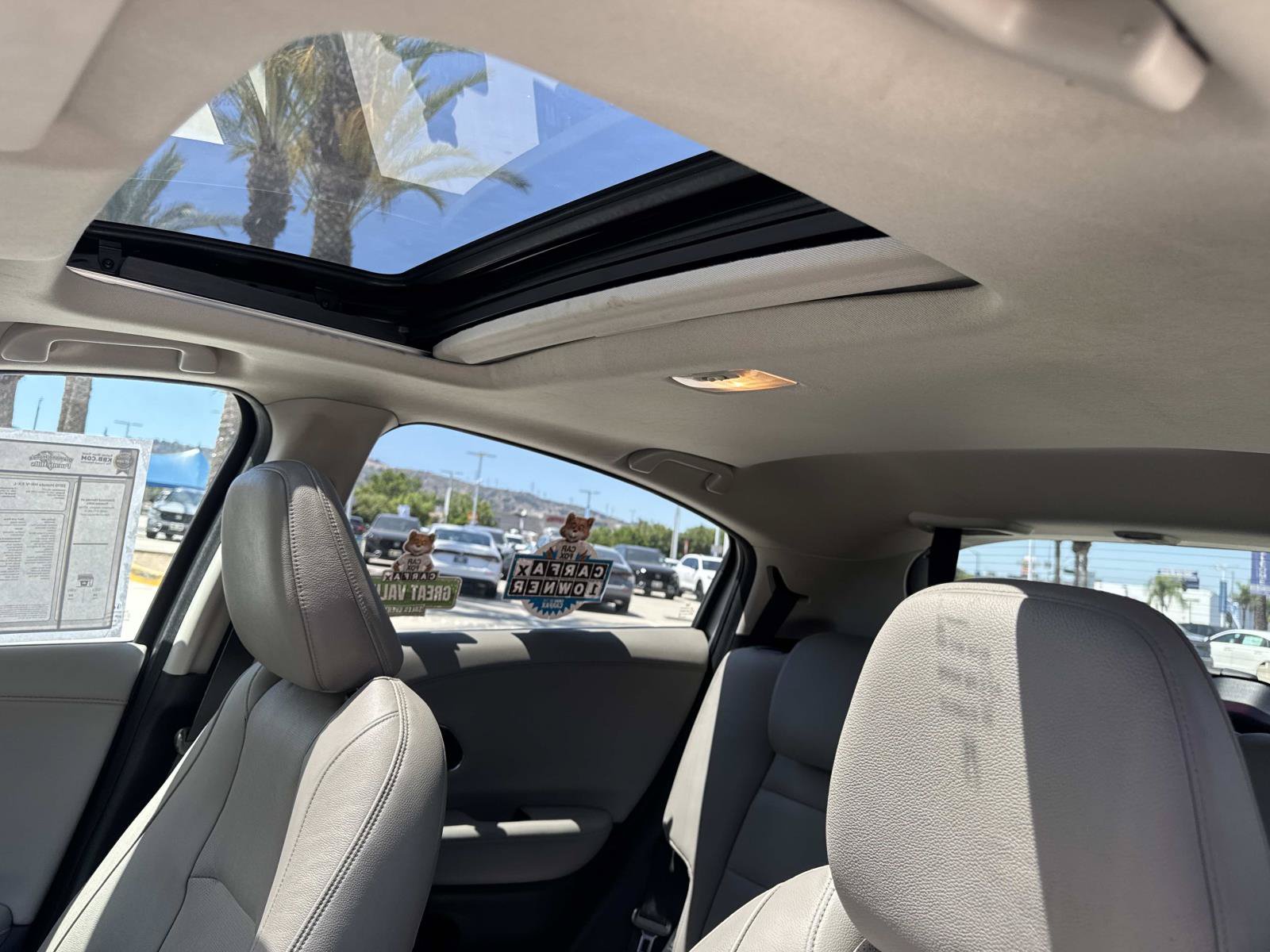 Used 2019 Honda HR-V EX-L image 2