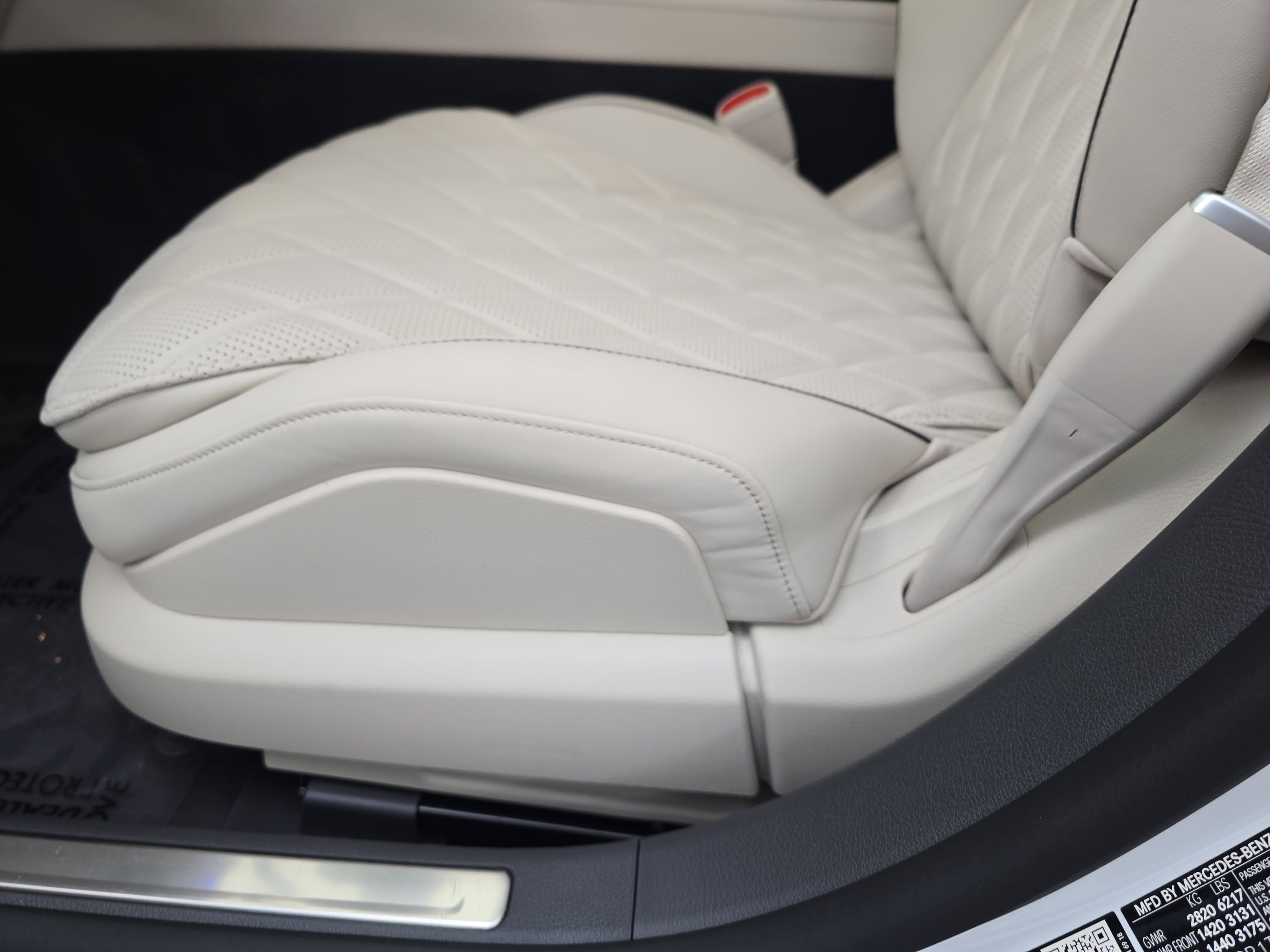 New 2026 Mercedes-Benz S 580 4MATIC Sedan image 28