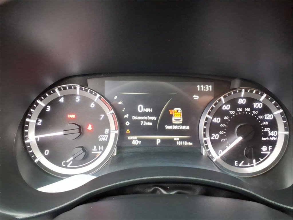 Used 2023 Toyota Highlander L image 19