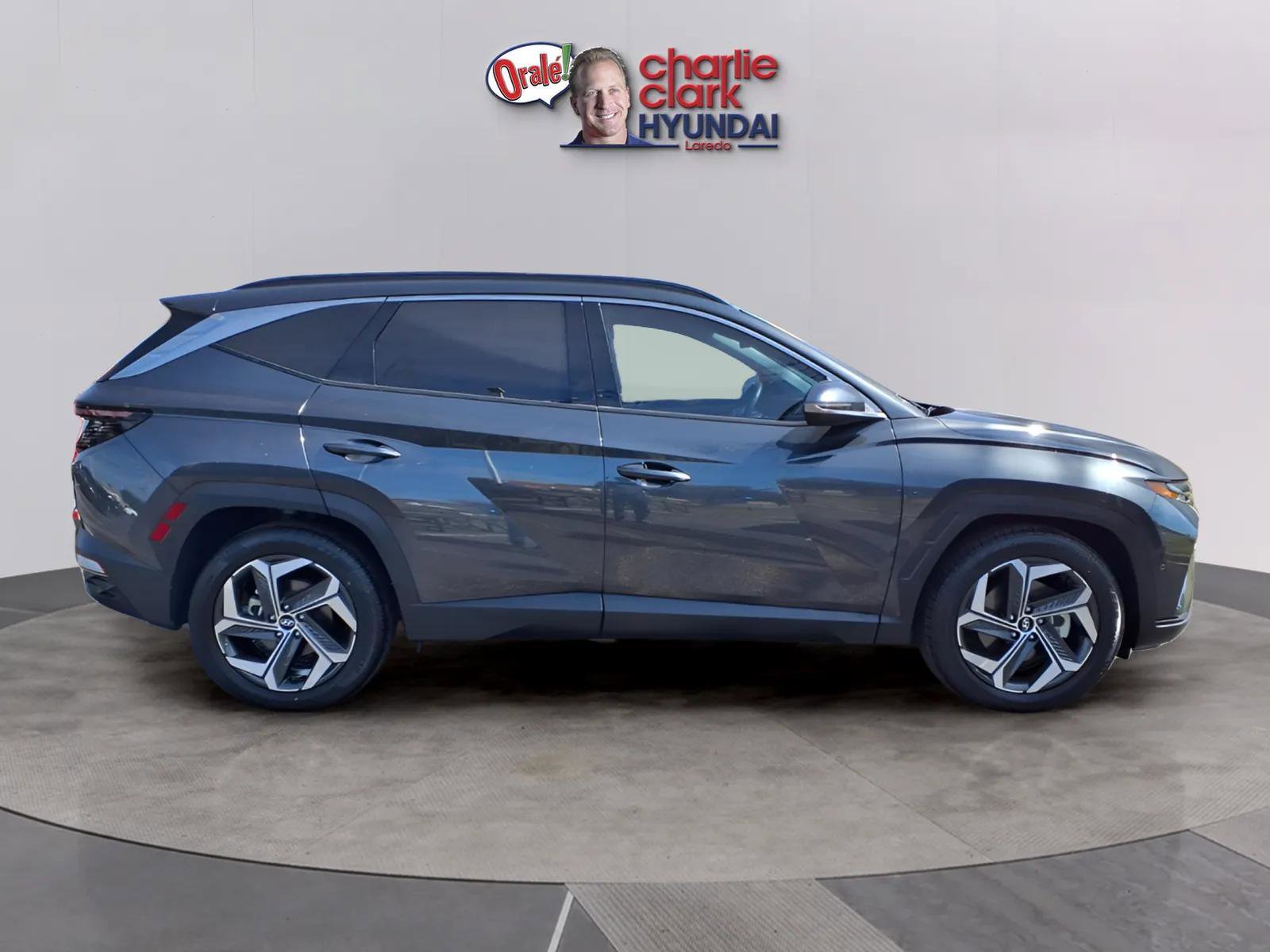 Certified 2023 Hyundai Tucson Limited w/ Cargo Package image 6