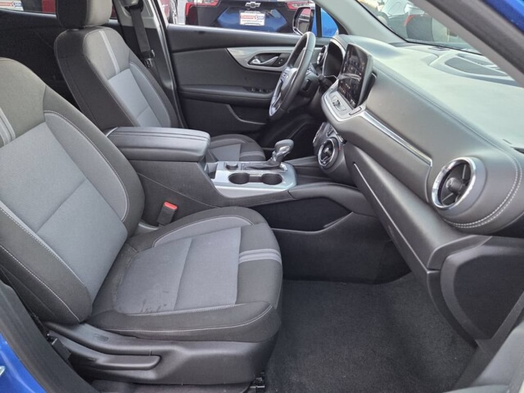 Used 2026 Chevrolet Blazer LT FWD image 16