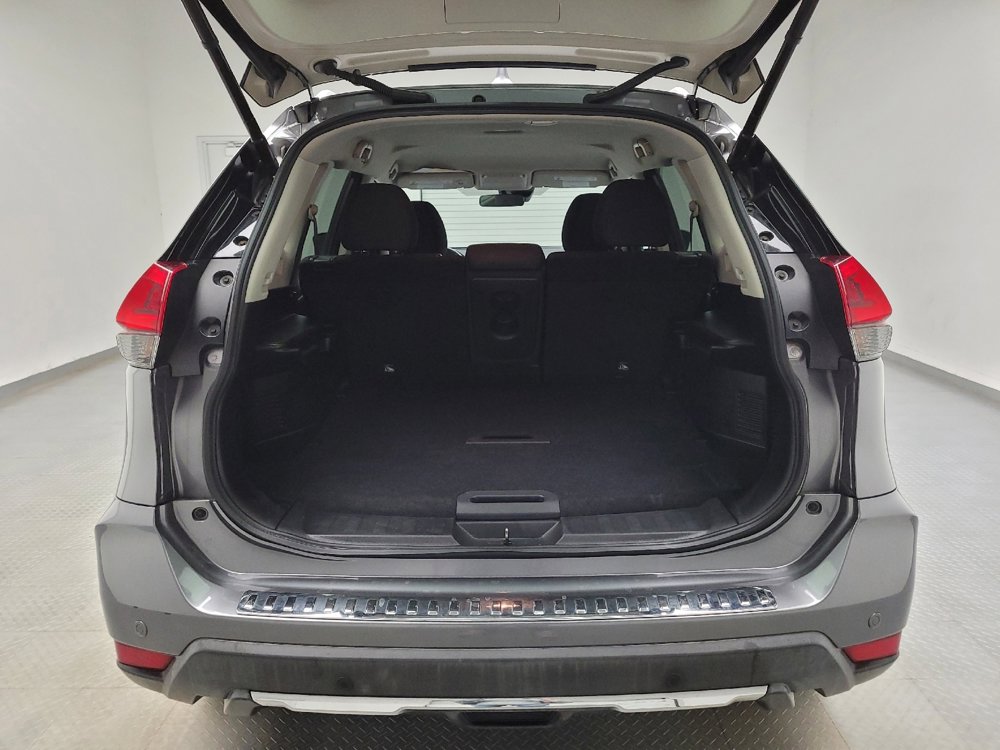Used 2019 Nissan Rogue SV AWD/4WD image 29
