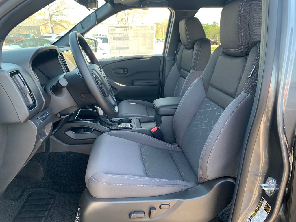 New 2026 Nissan Frontier SV image 8