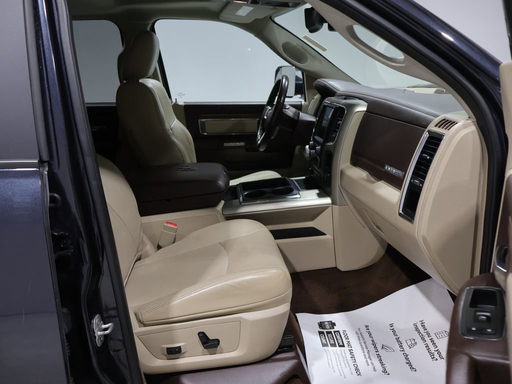 Used 2013 RAM 1500 Laramie w/ Convenience Group image 24