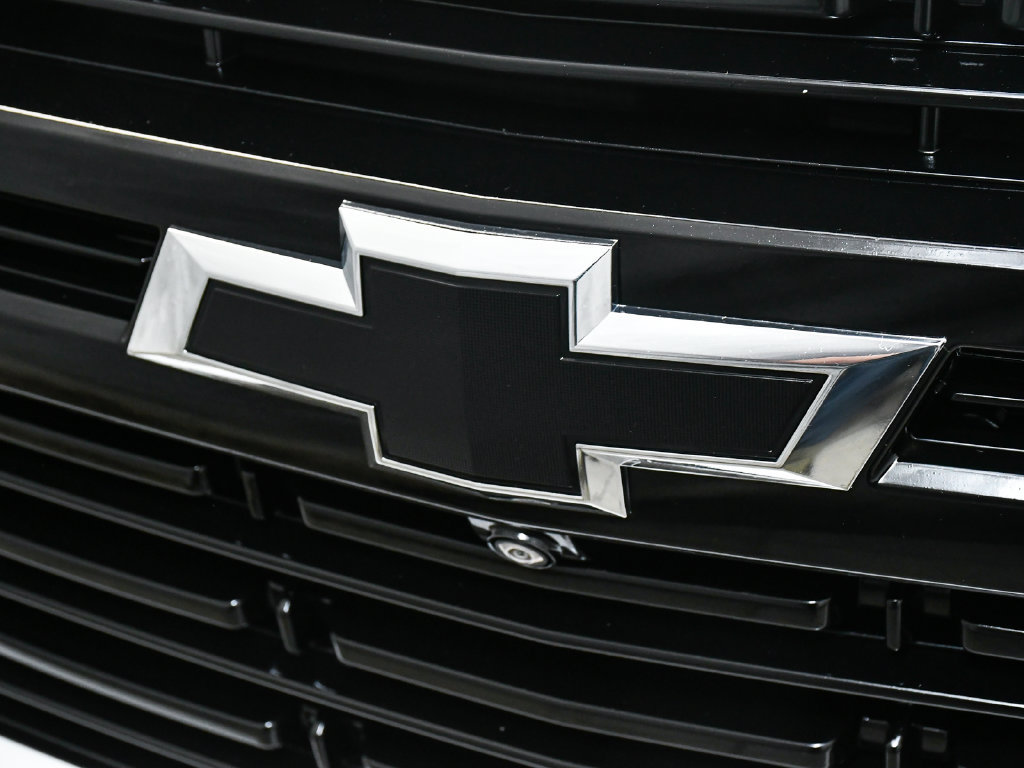 Used 2024 Chevrolet Suburban RST w/ Luxury Package AWD/4WD image 93