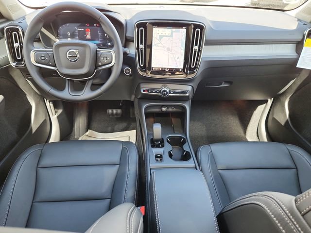 New 2025 Volvo XC40 B5 Core w/ Protection Package Premier AWD/4WD image 11