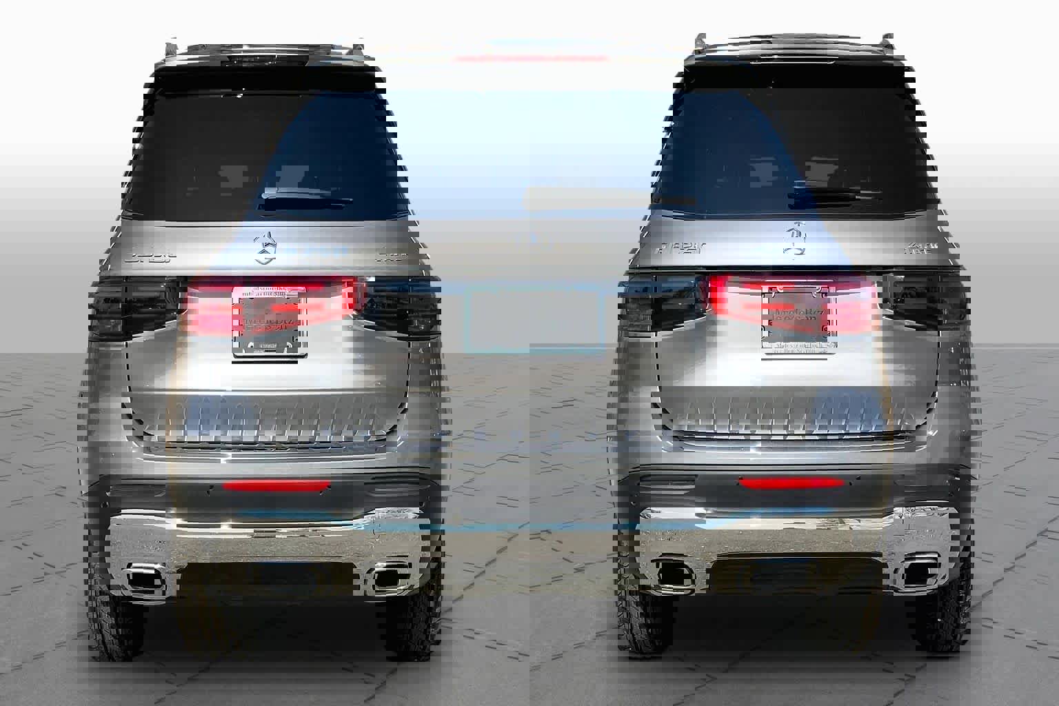 New 2026 Mercedes-Benz GLB 250 4MATIC image 4