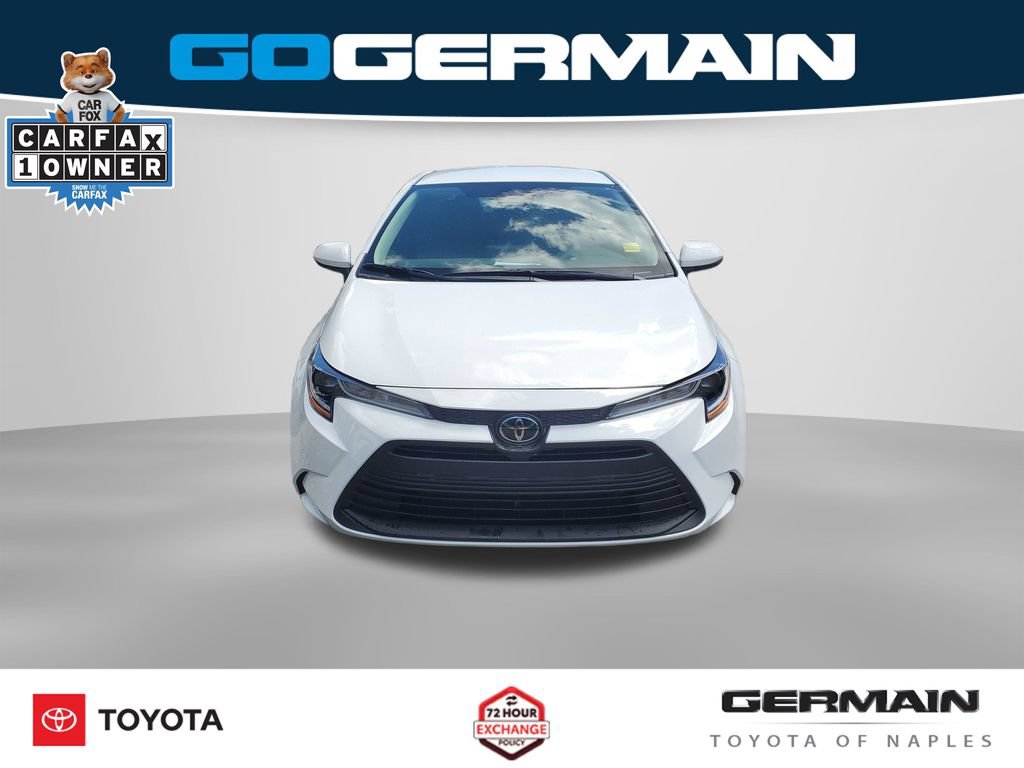 Used 2026 Toyota Corolla LE FWD image 2