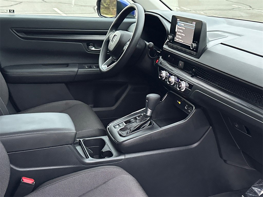 Used 2025 Honda CR-V LX image 10