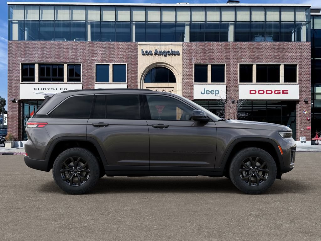 New 2026 Jeep Grand Cherokee Altitude AWD/4WD image 21