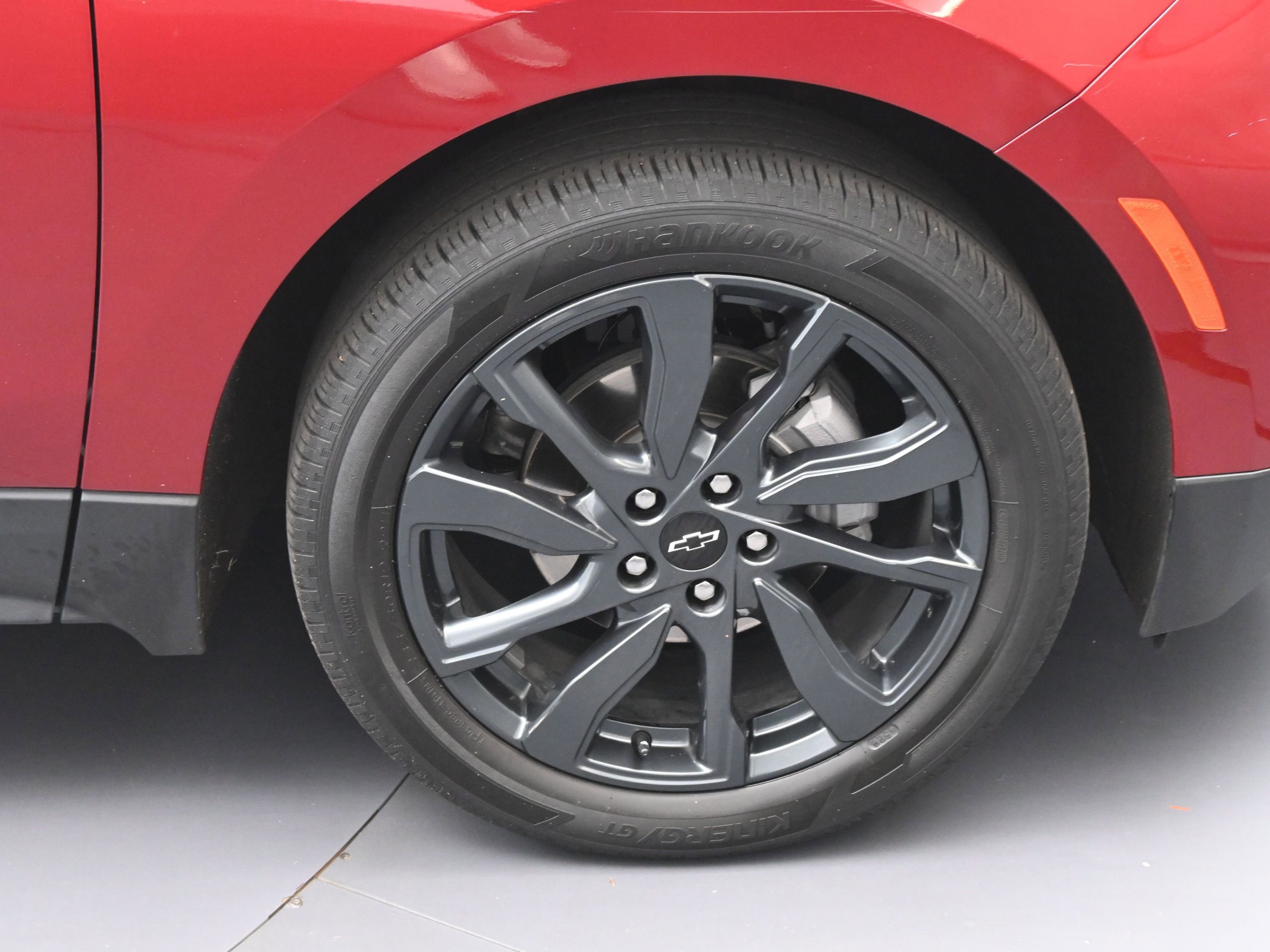 Used 2023 Chevrolet Equinox RS image 12