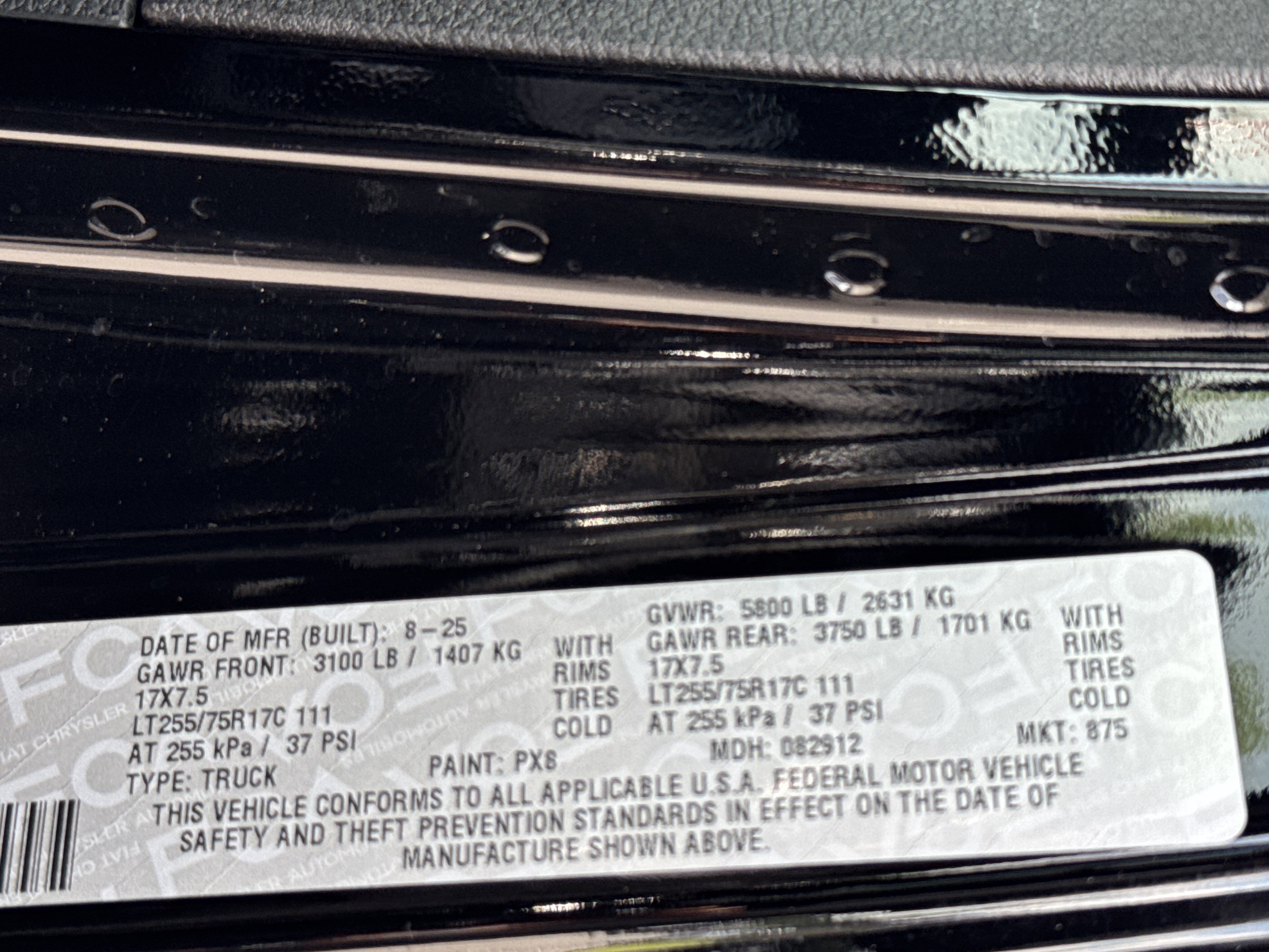 Used 2025 Jeep Gladiator Sport AWD/4WD image 21