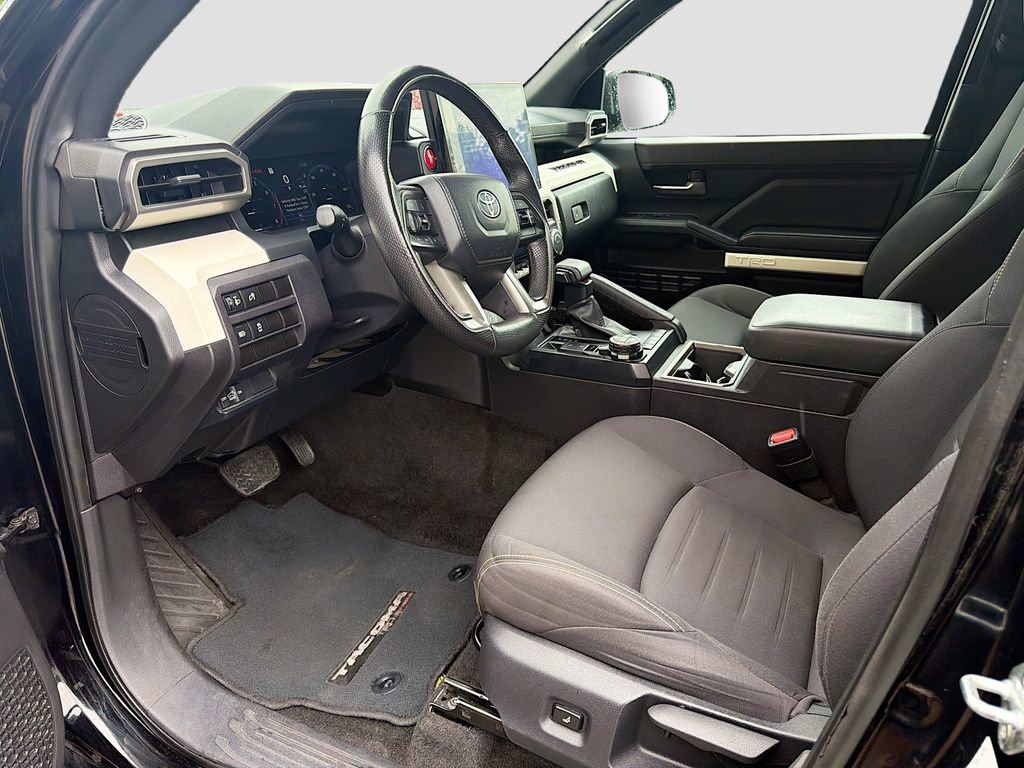 Used 2024 Toyota Tacoma TRD Off-Road image 23