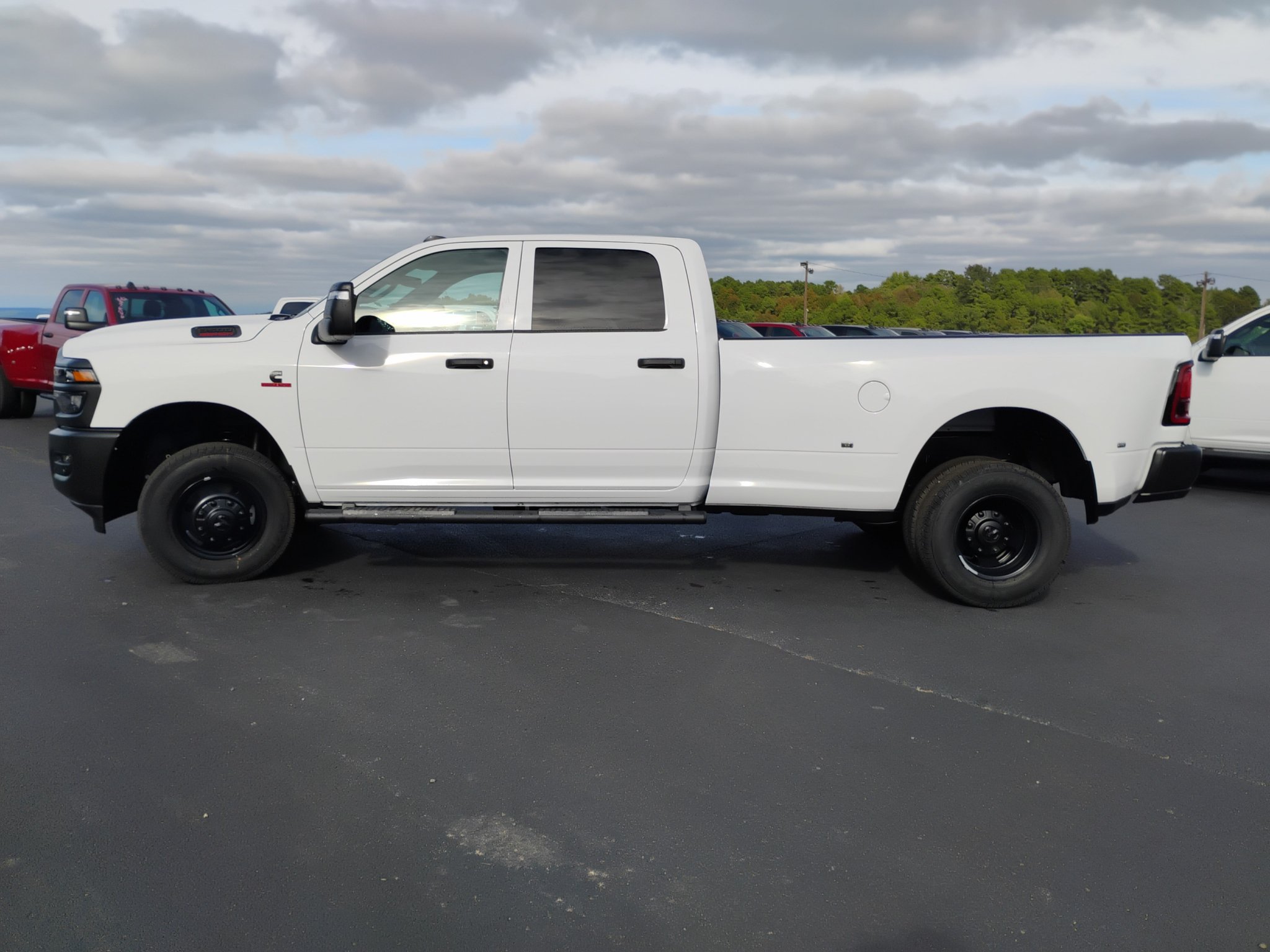New 2027 RAM 3500 Tradesman AWD/4WD image 8