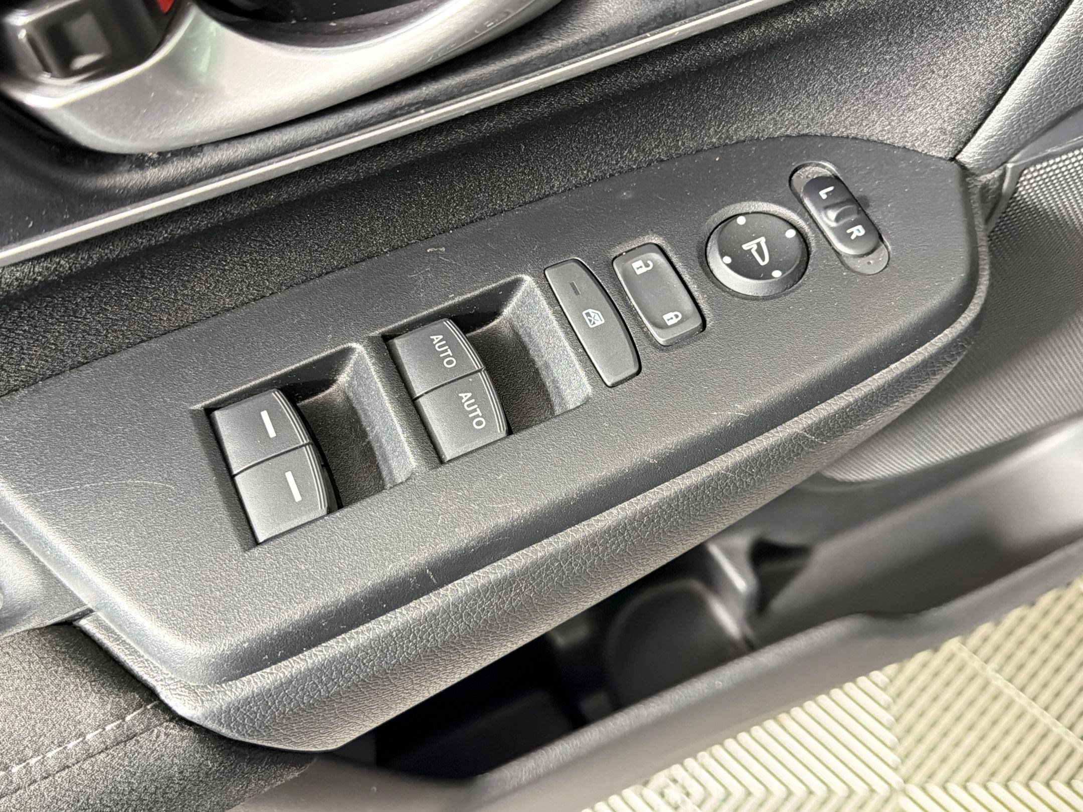 Used 2021 Honda CR-V EX image 19