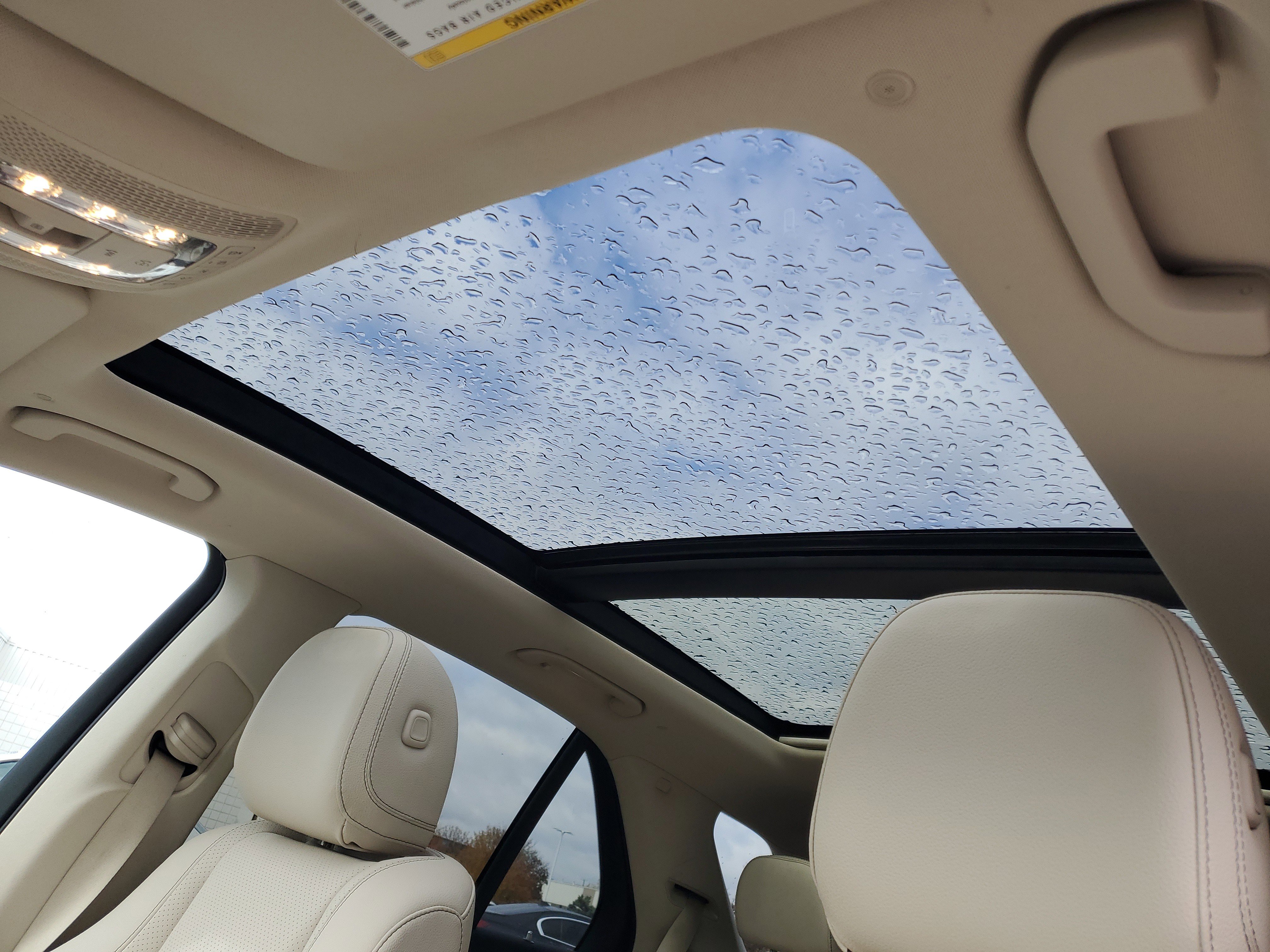 Used 2022 Mercedes-Benz GLE 350 4MATIC image 9