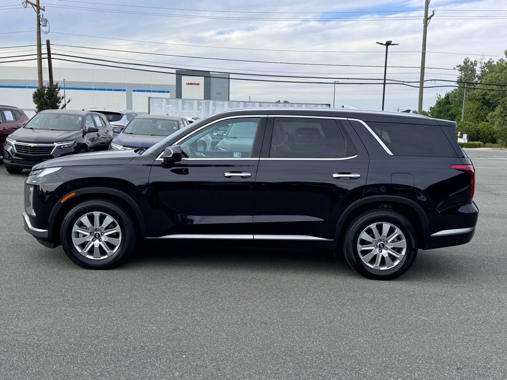 Used 2025 Hyundai Palisade SEL image 3