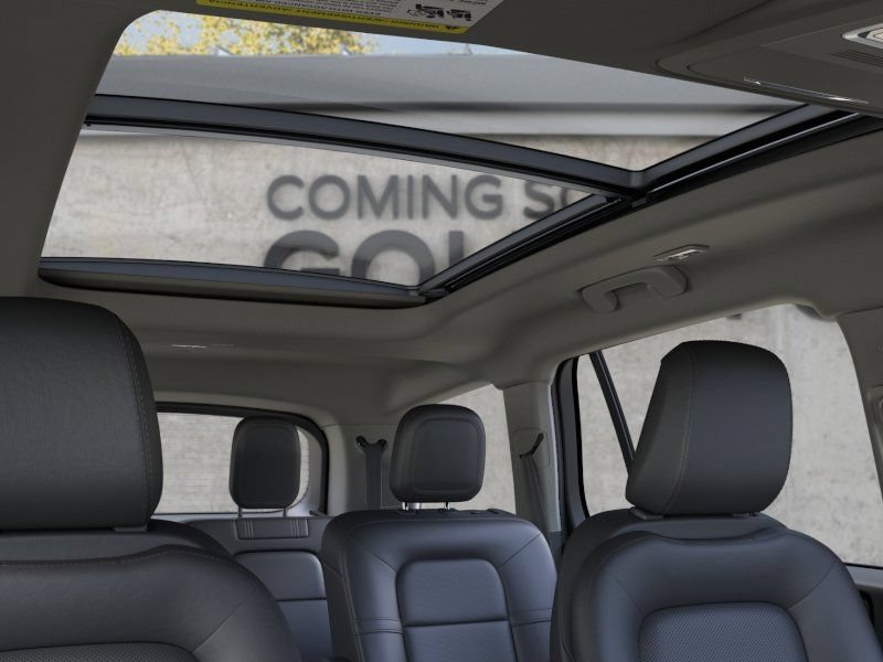 New 2026 Lincoln Aviator 2WD w/ Jet Appearance Package image 22