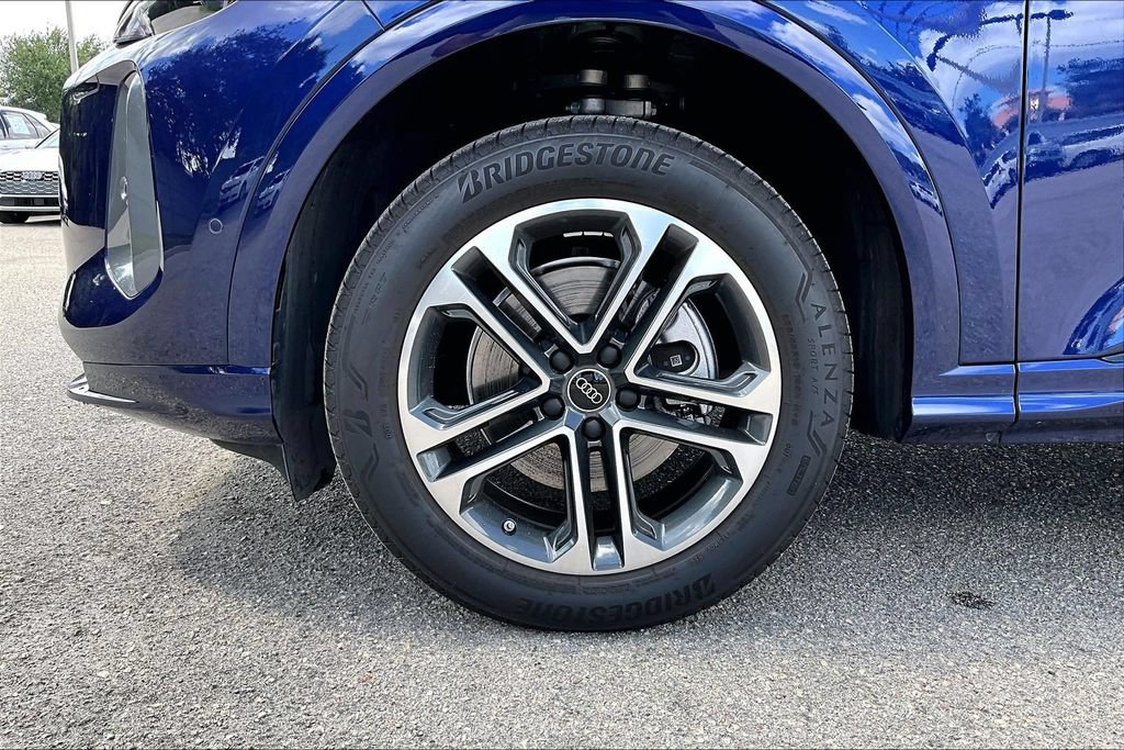 Certified 2025 Audi Q5 Premium w/ Premium Plus AWD/4WD image 13
