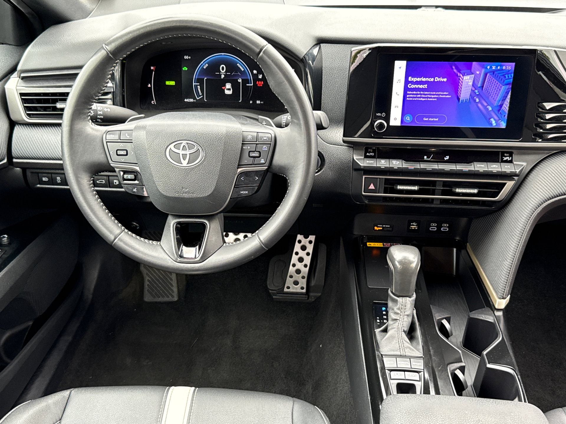 Certified 2025 Toyota Camry SE FWD image 19