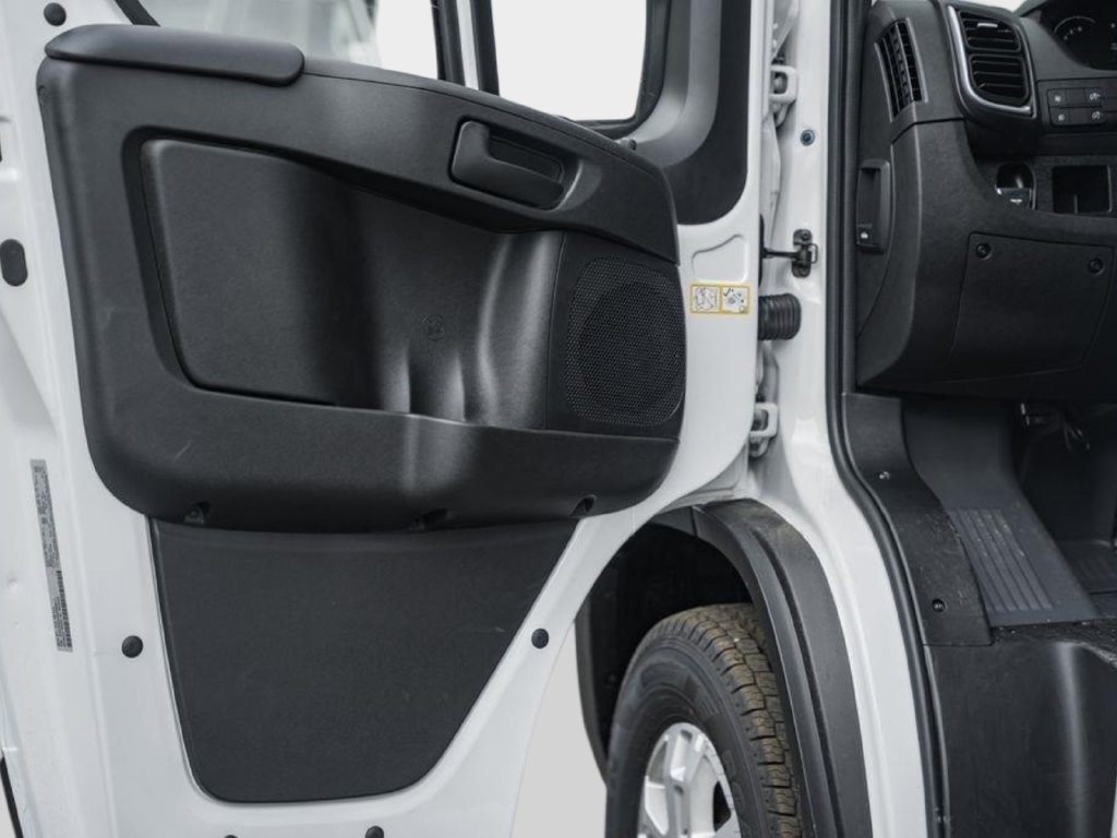 New 2025 RAM ProMaster 2500 w/ Quick Order Package 22G SLT FWD image 33