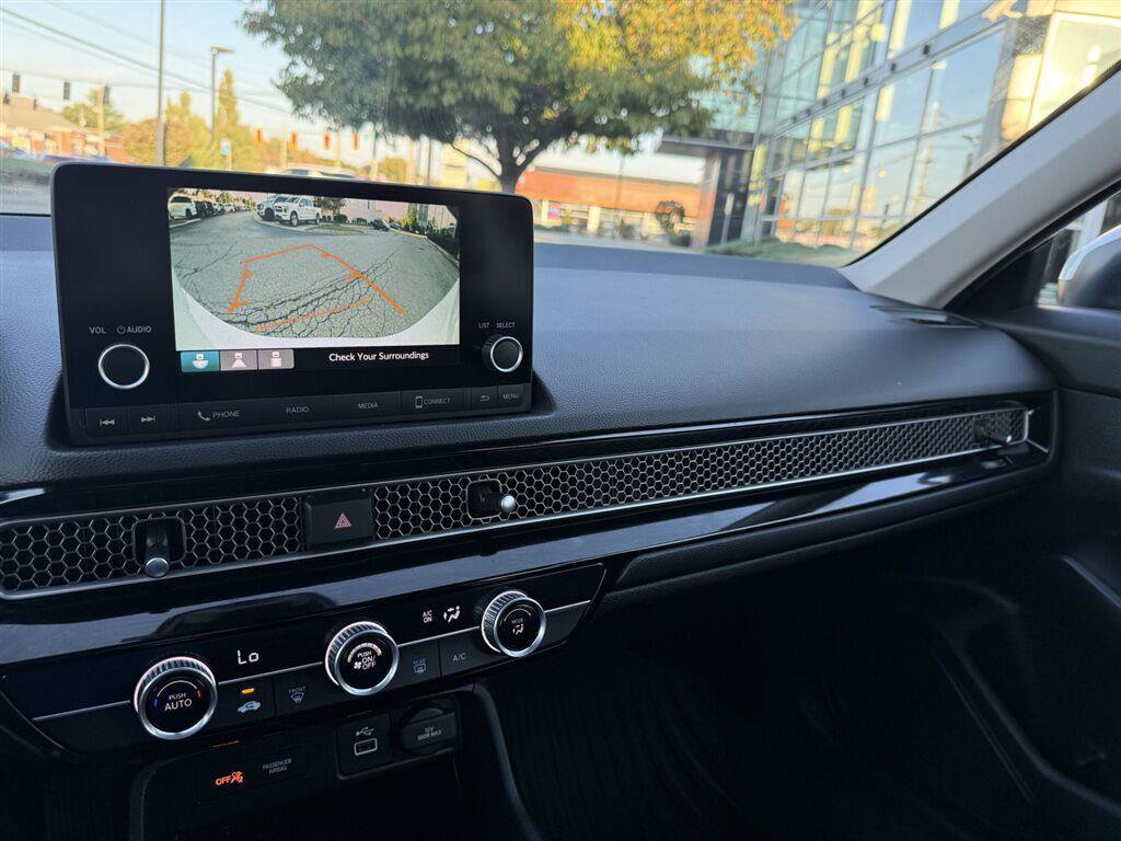 Used 2022 Honda Civic LX image 39