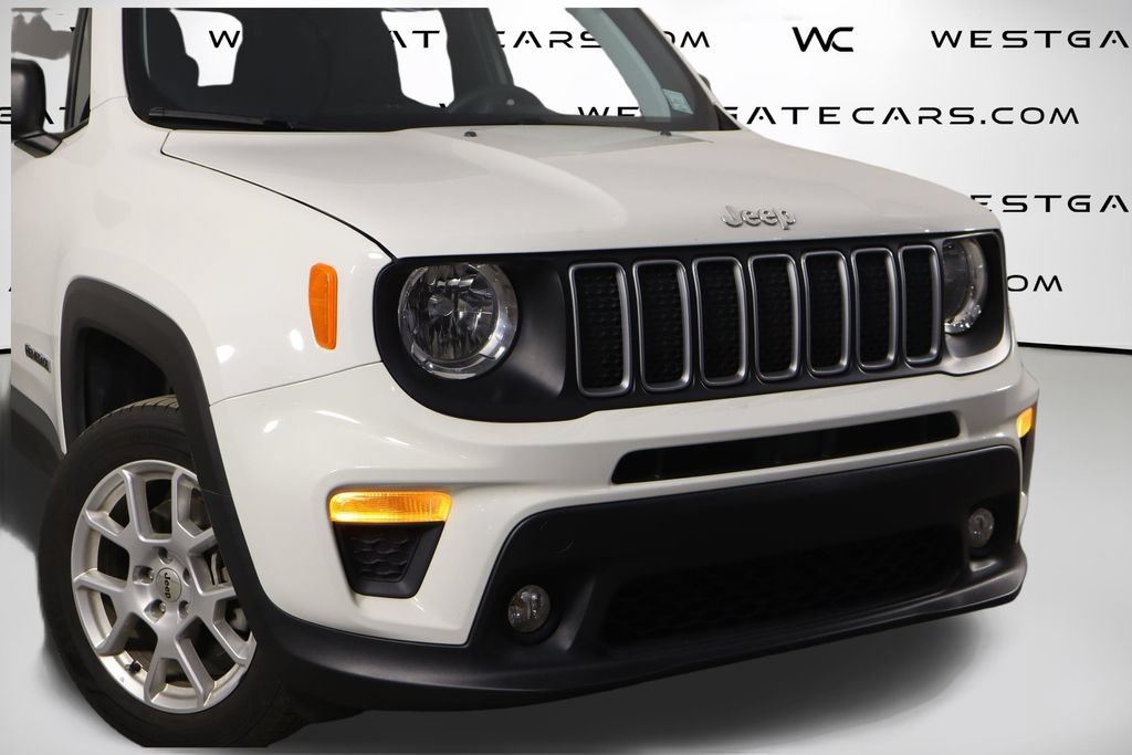 Used 2023 Jeep Renegade Latitude w/ Sun & Fun Group AWD/4WD image 49