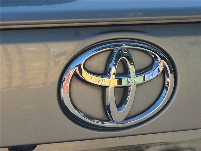 Used 2020 Toyota RAV4 Limited FWD image 15