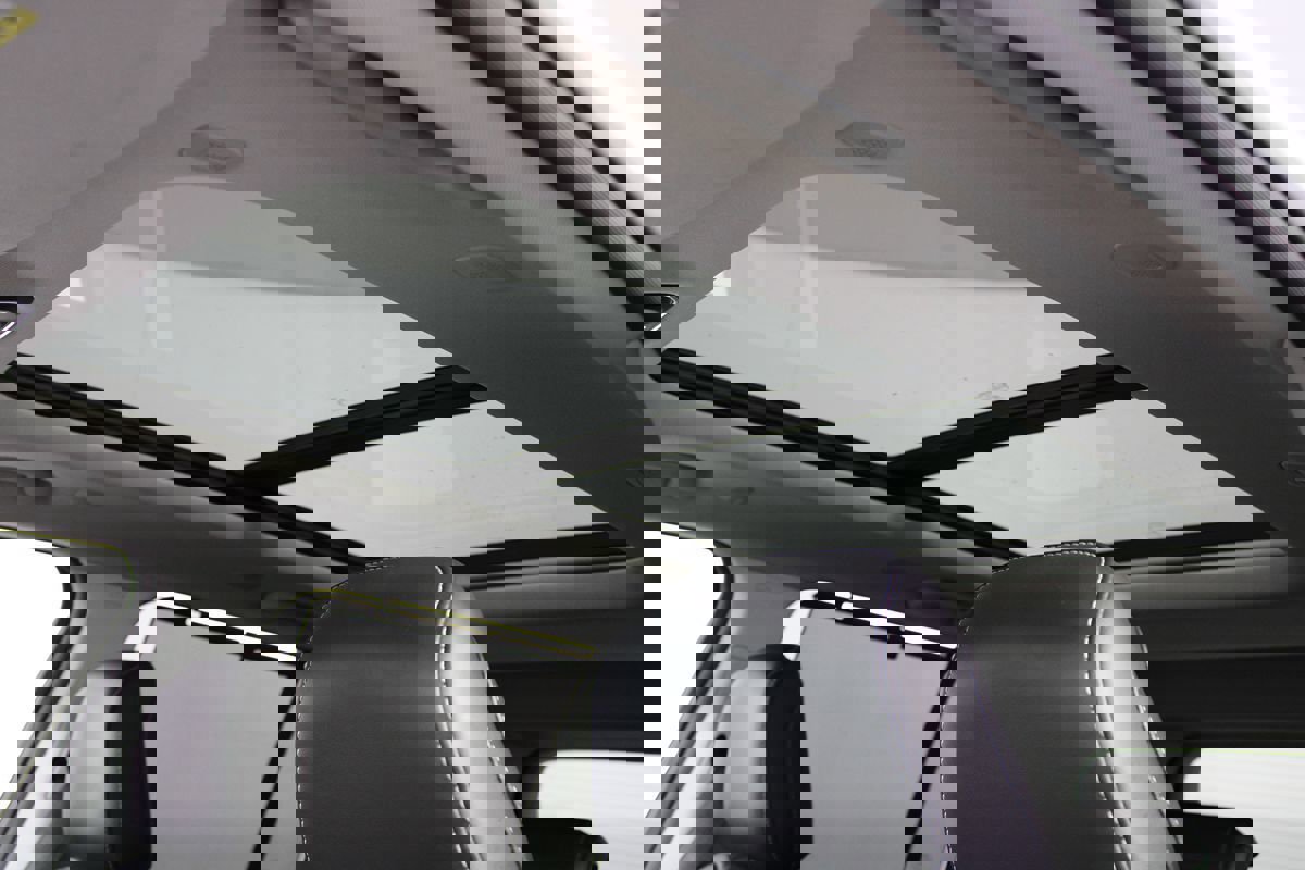 Used 2023 Jeep Grand Cherokee 30th Anniversary image 10