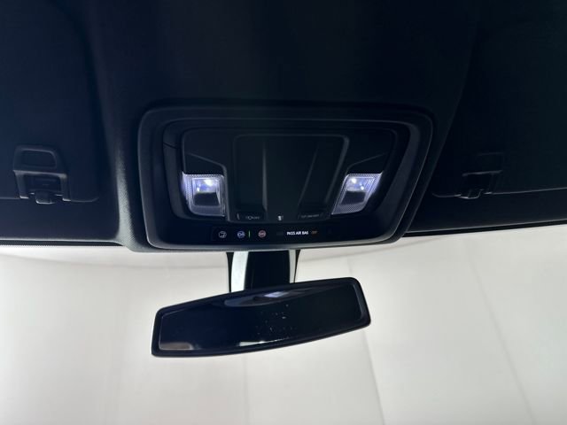 Used 2021 GMC Sierra 1500 AT4 image 24