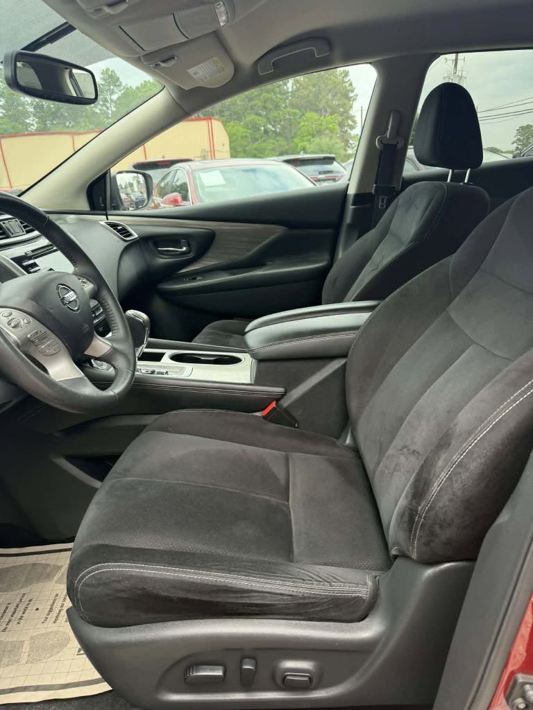 Used 2018 Nissan Murano SV FWD image 8