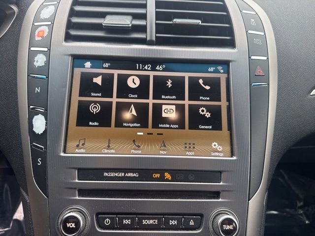 Used 2017 Lincoln MKZ Reserve w/ Climate Package image 22